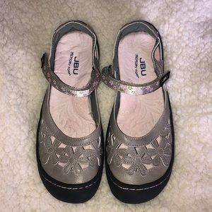 JBU shoes 💜